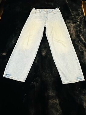 Levi’s Premium Baggy Dad Jeans NWOT Light Wash Size 26 High Rise 100% Cotton